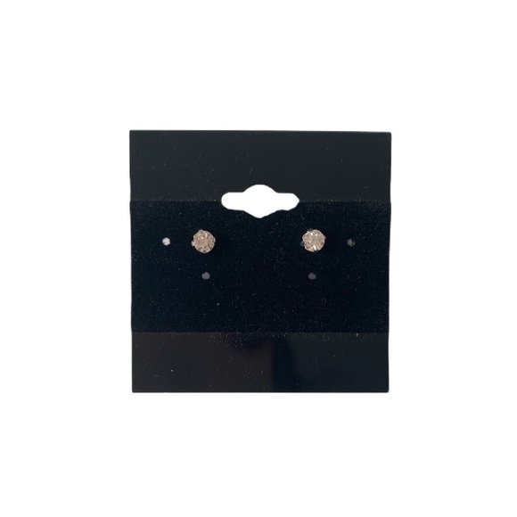 unbranded Jewelry - NEW Small Rhinestone Stud Earrings